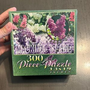 300 piece Macinac Island puzzle